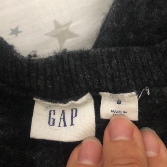 Neutral 5 sweater bundle - Picture 6 of 6